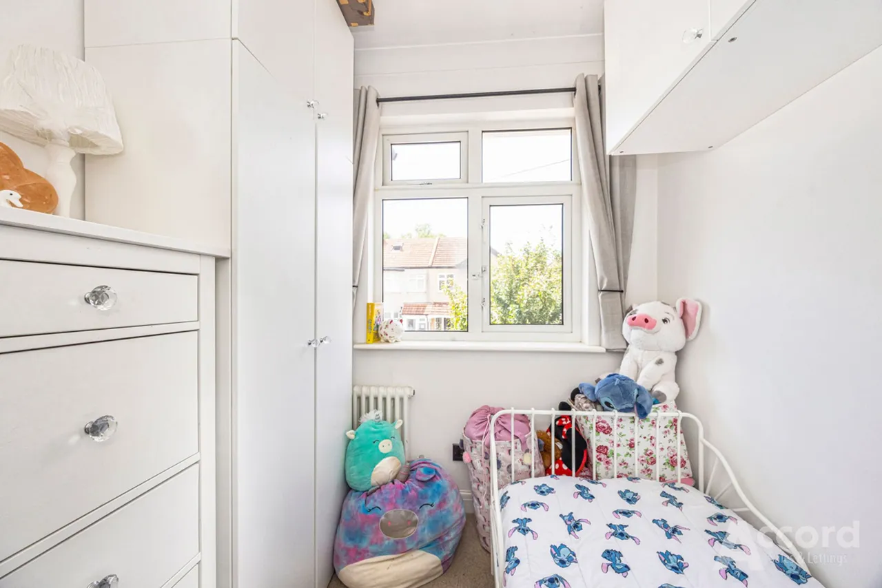 Parkside Avenue, Romford, RM1, photo 41