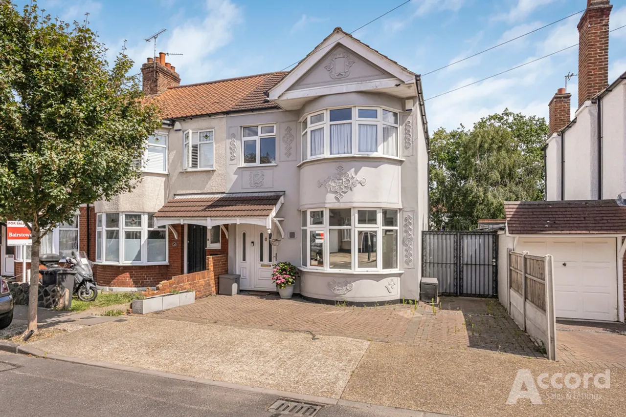 Parkside Avenue, Romford, RM1, photo 46