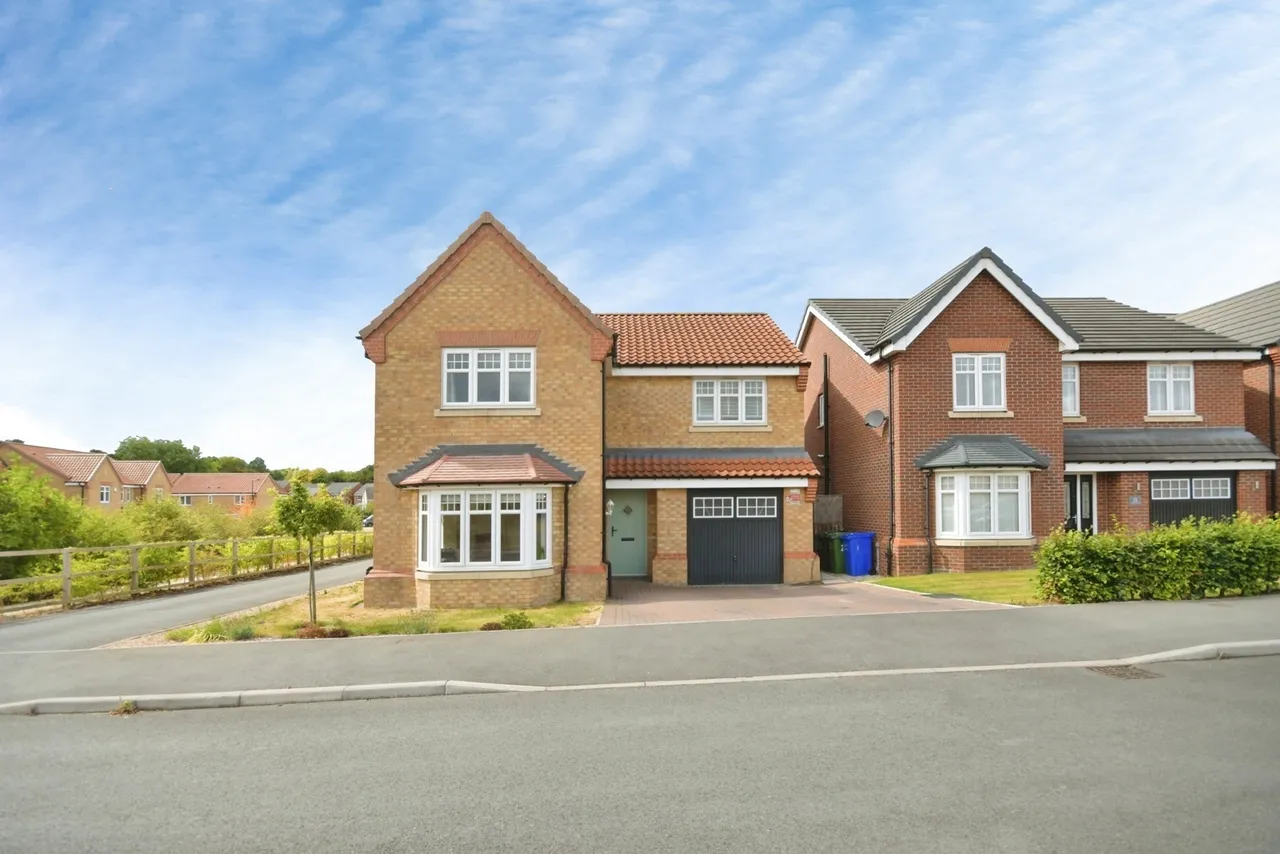 4 bed house for sale, Poppy Crescent, Chesterfield, S41