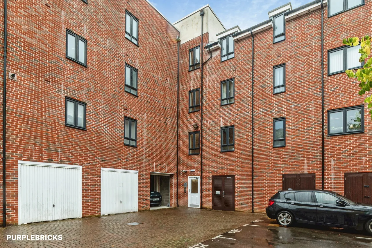 Sinclair Drive, Basingstoke, RG21, photo 17