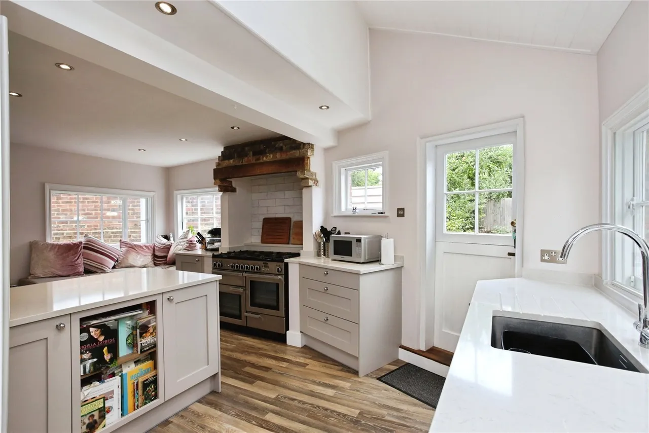 Charlton Terrace, Tonbridge, TN9, photo 13