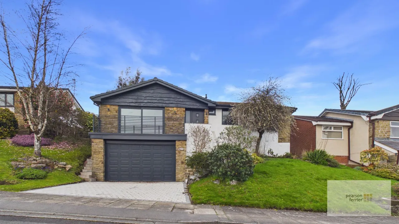 Gisburn Drive, Bury, BL8 3DH, photo 3