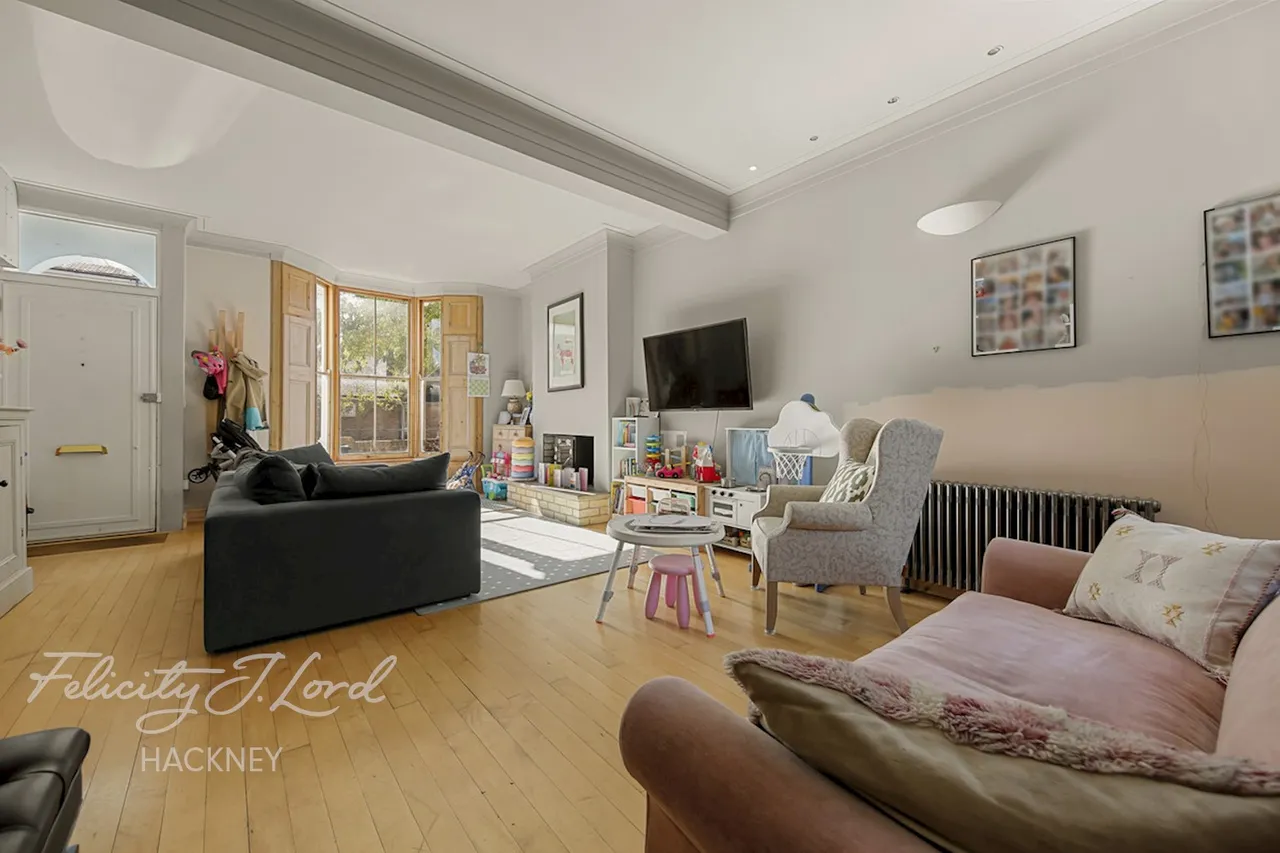 Walsingham Road, London, E5, photo 18