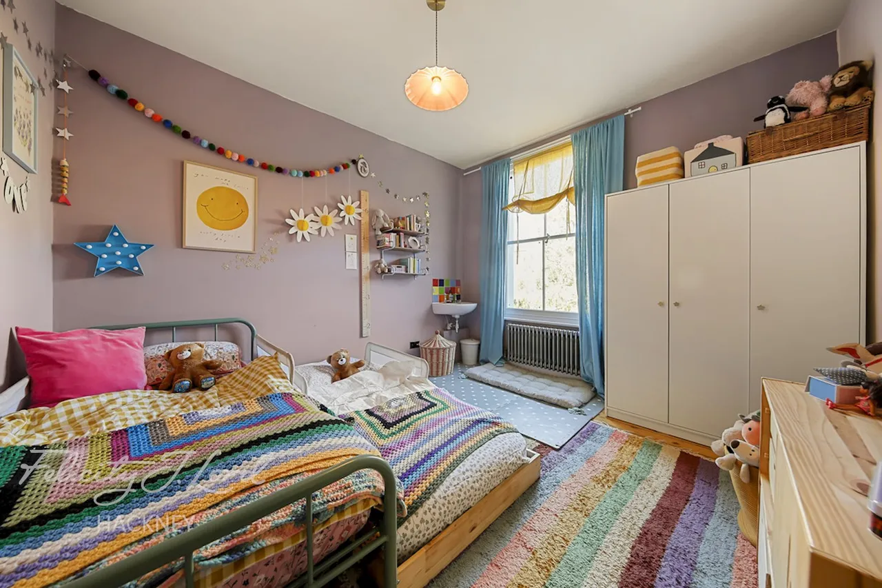 Walsingham Road, London, E5, photo 15