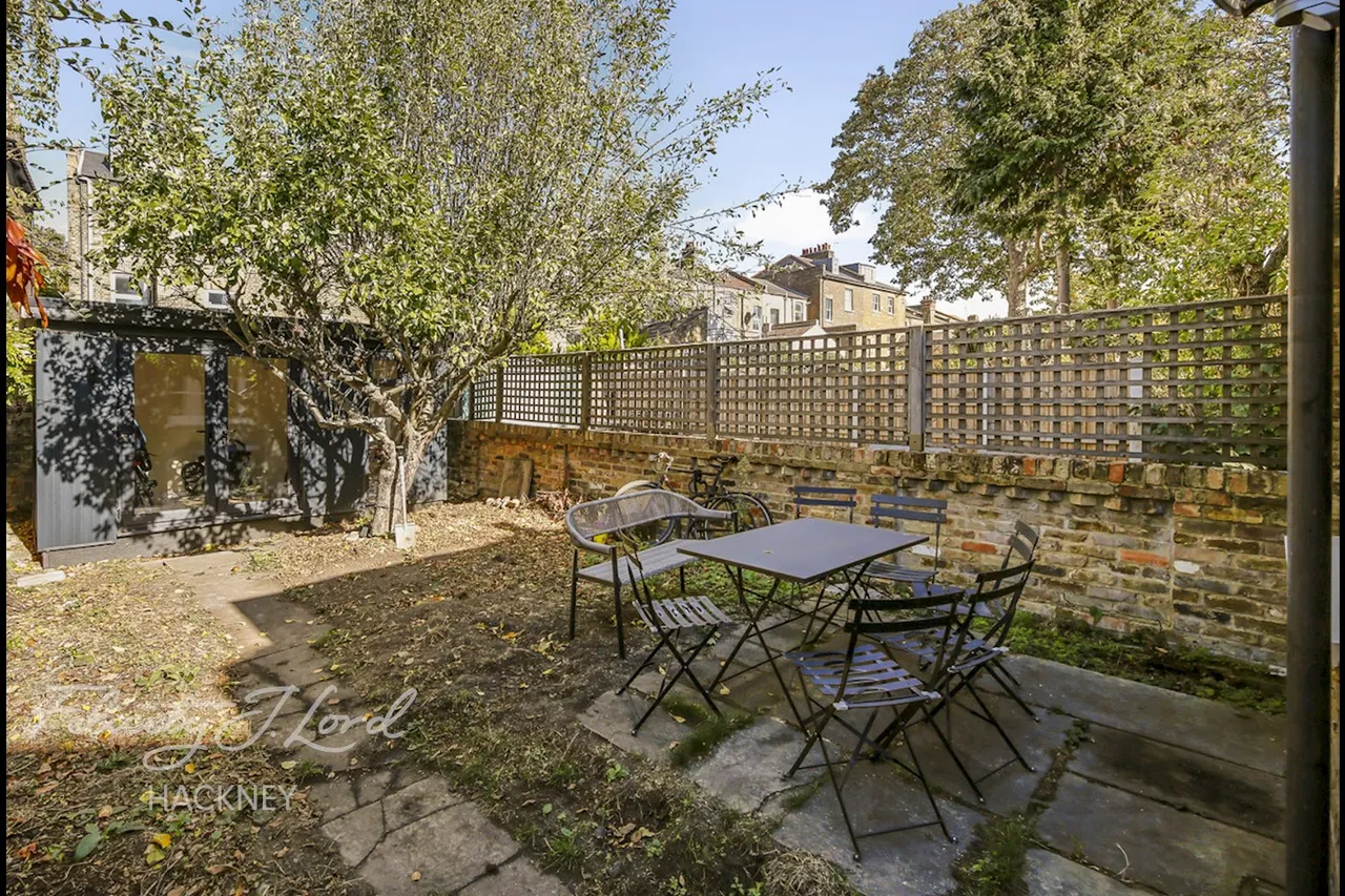 Walsingham Road, London, E5, photo 8