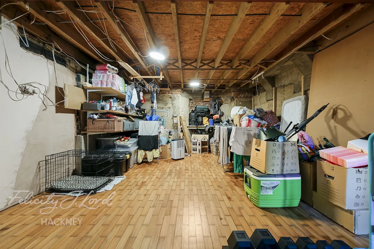 Walsingham Road, London, E5, photo 28