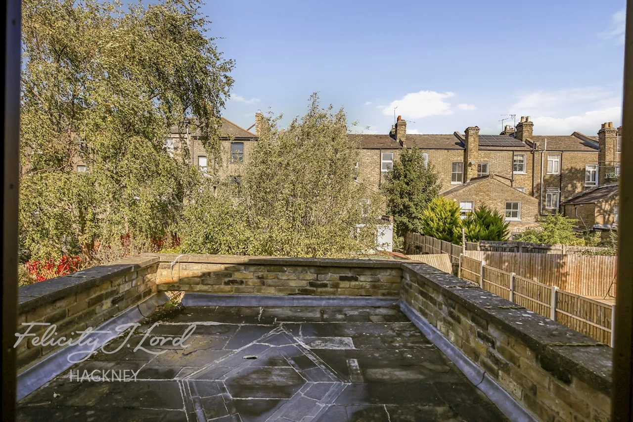 Walsingham Road, London, E5, photo 21