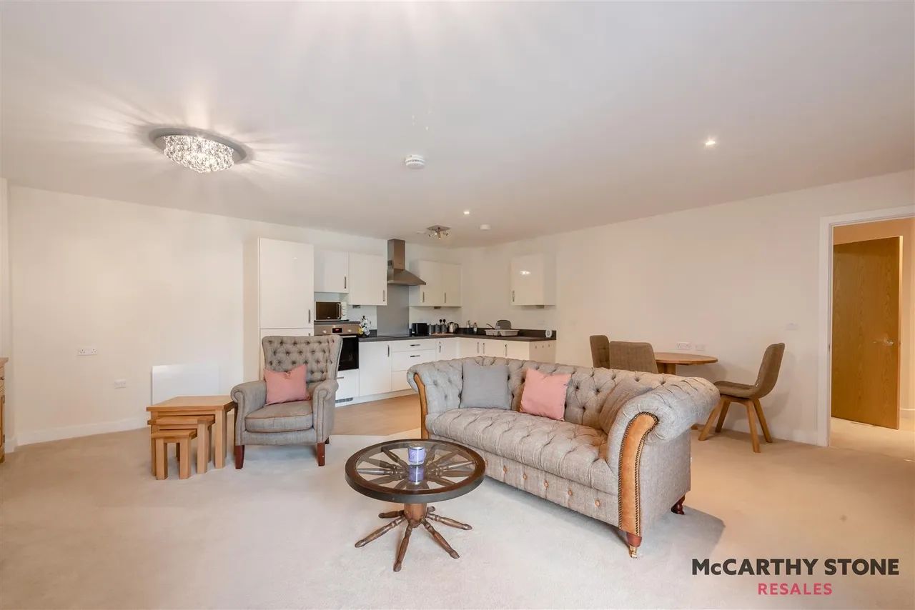 The Moors, Thatcham, RG19, photo 4