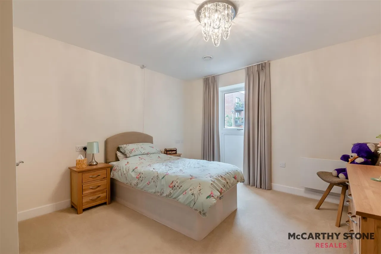 The Moors, Thatcham, RG19, photo 9