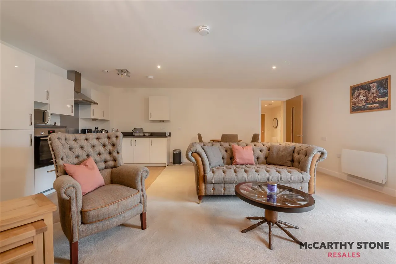 The Moors, Thatcham, RG19, photo 5
