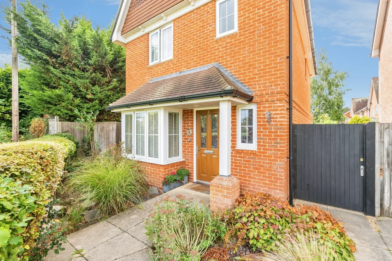 Baillie Gardens, Bognor Regis, PO21, photo 2