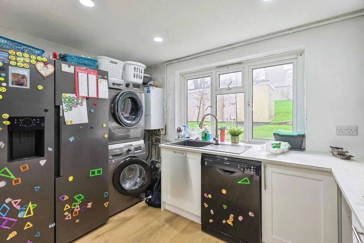 Barne Close, St Budeaux, PL5, photo 8