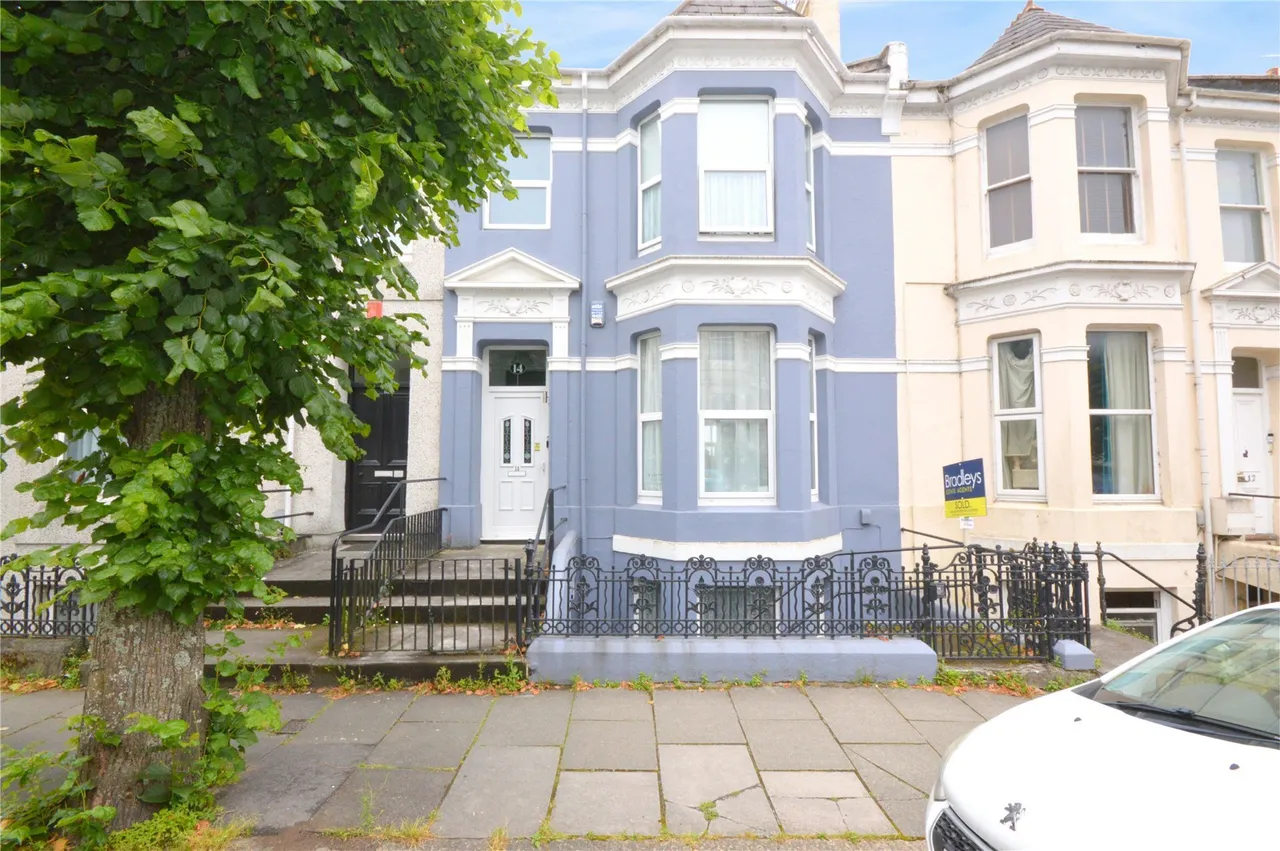 3 bed property for sale — Salisbury Road, Plymouth, Devon, PL4