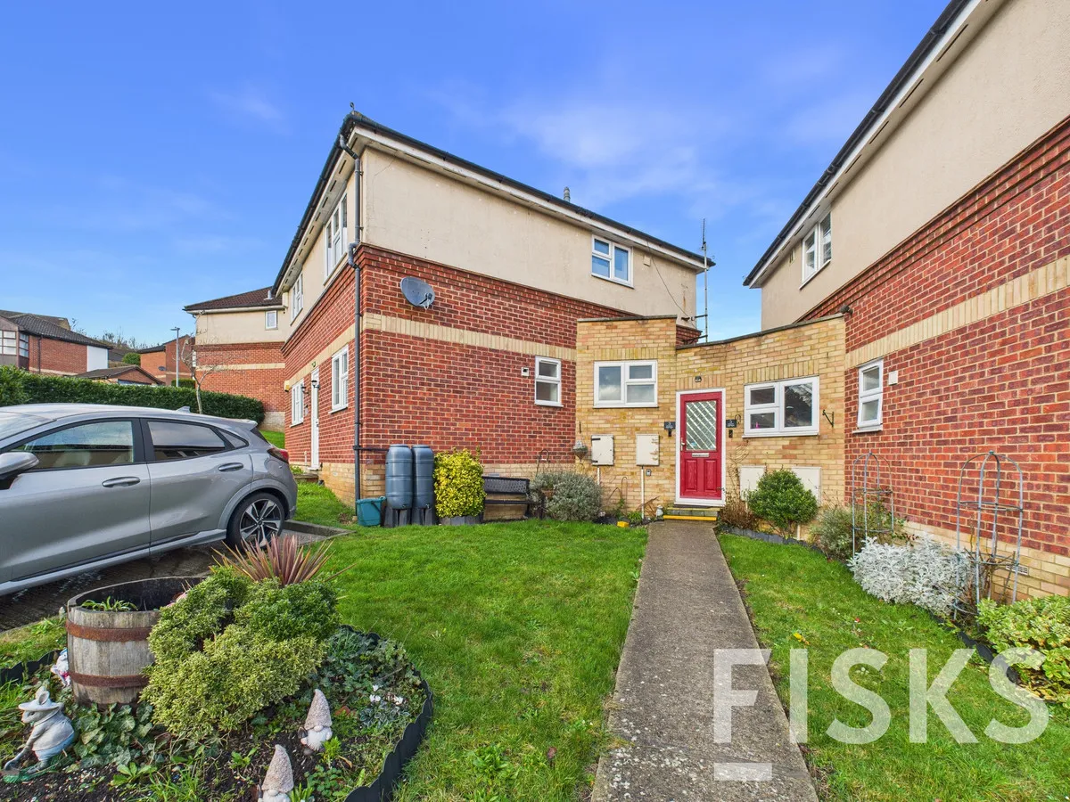 Downs Grove, Basildon, SS16, photo 8