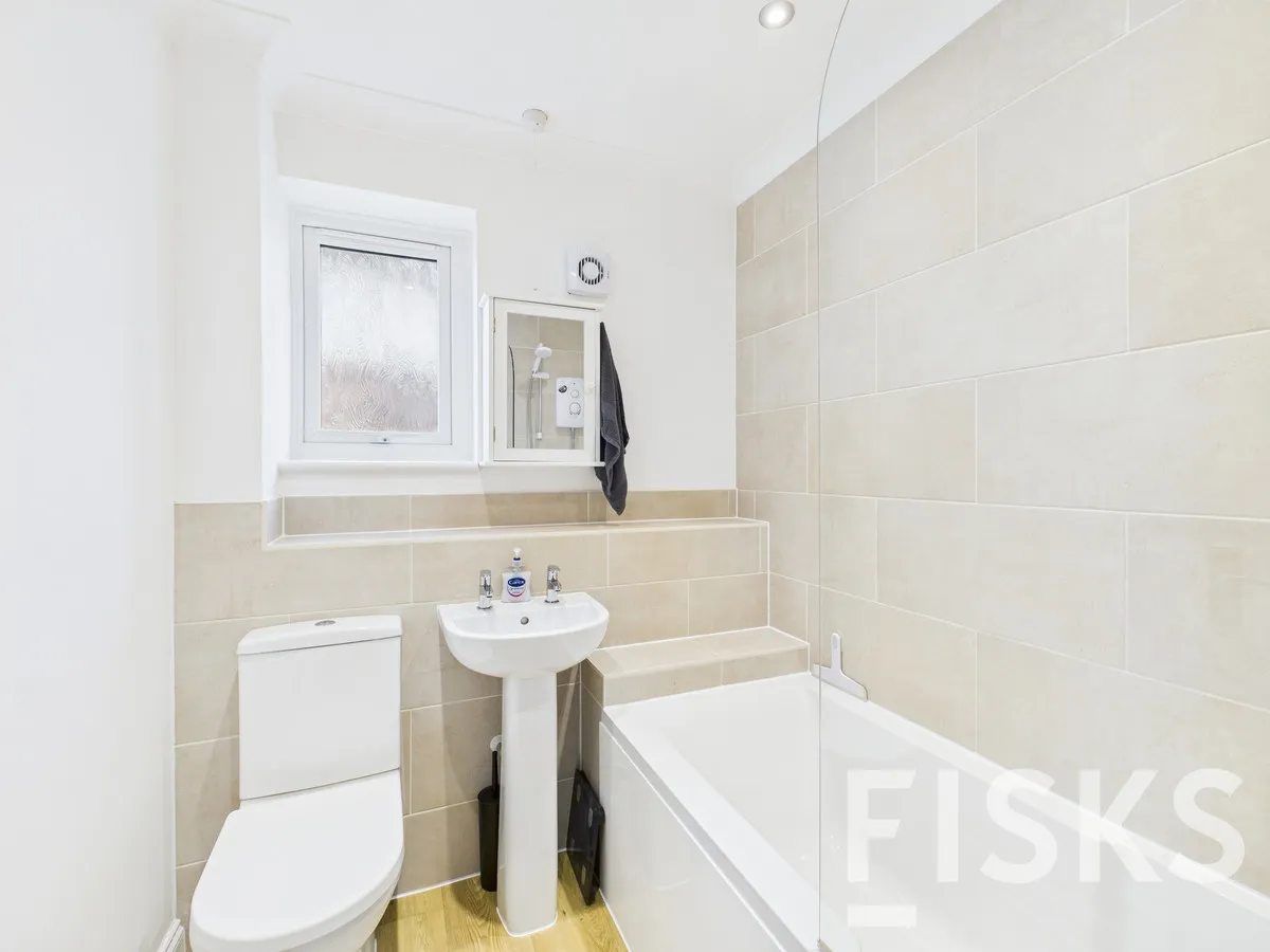 Downs Grove, Basildon, SS16, photo 4