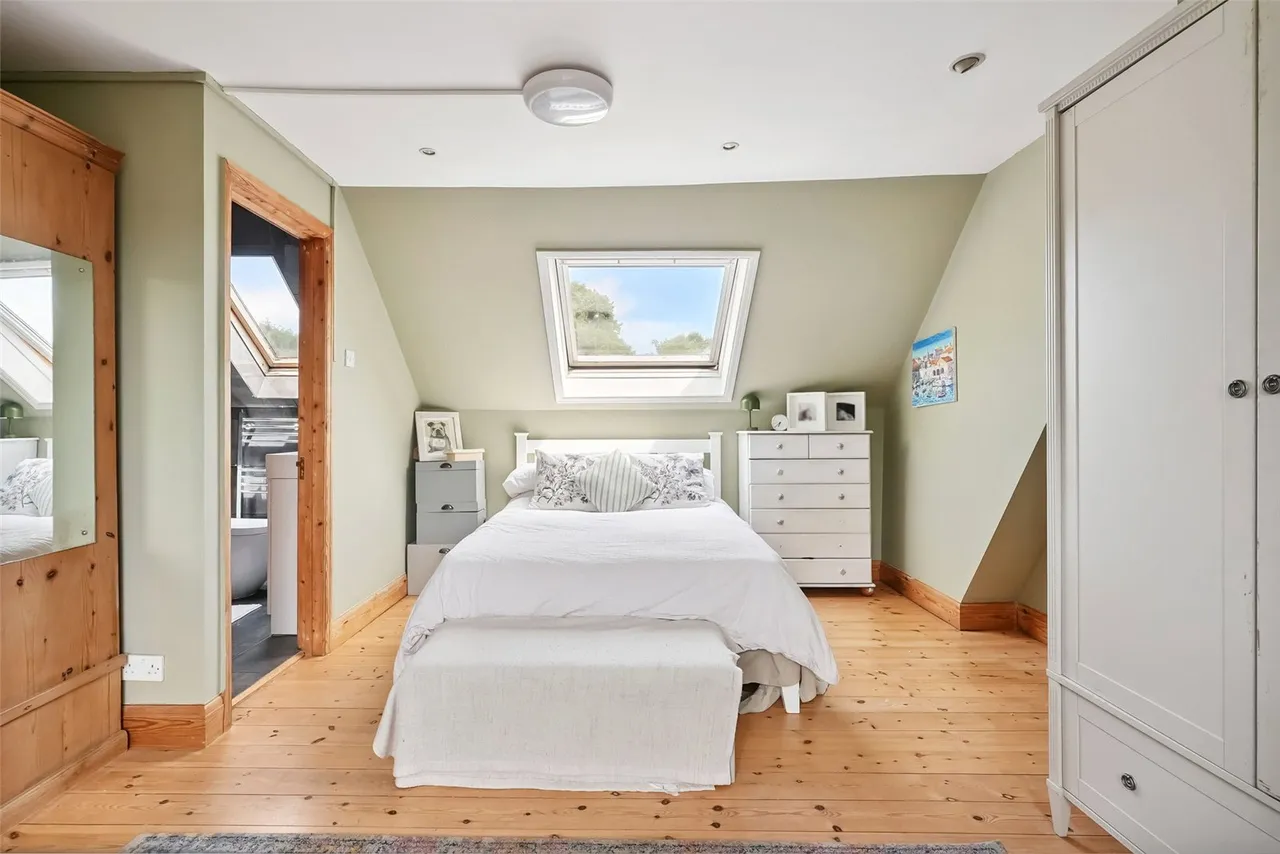 Vicarage Road, Twickenham, TW2 5TS, photo 13