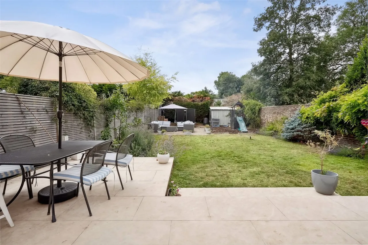 Vicarage Road, Twickenham, TW2 5TS, photo 16