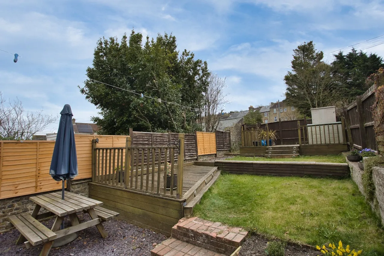 Folkestone Road, Dover, CT17, photo 6