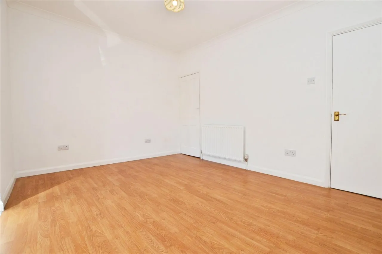 Stafford Street, Gillingham, ME7, photo 5