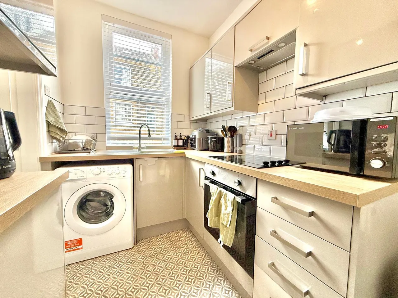 Woodville Avenue, Horsforth, LS18, photo 6