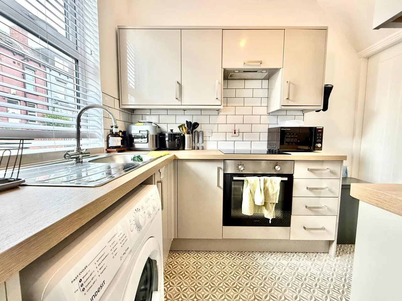 Woodville Avenue, Horsforth, LS18, photo 4