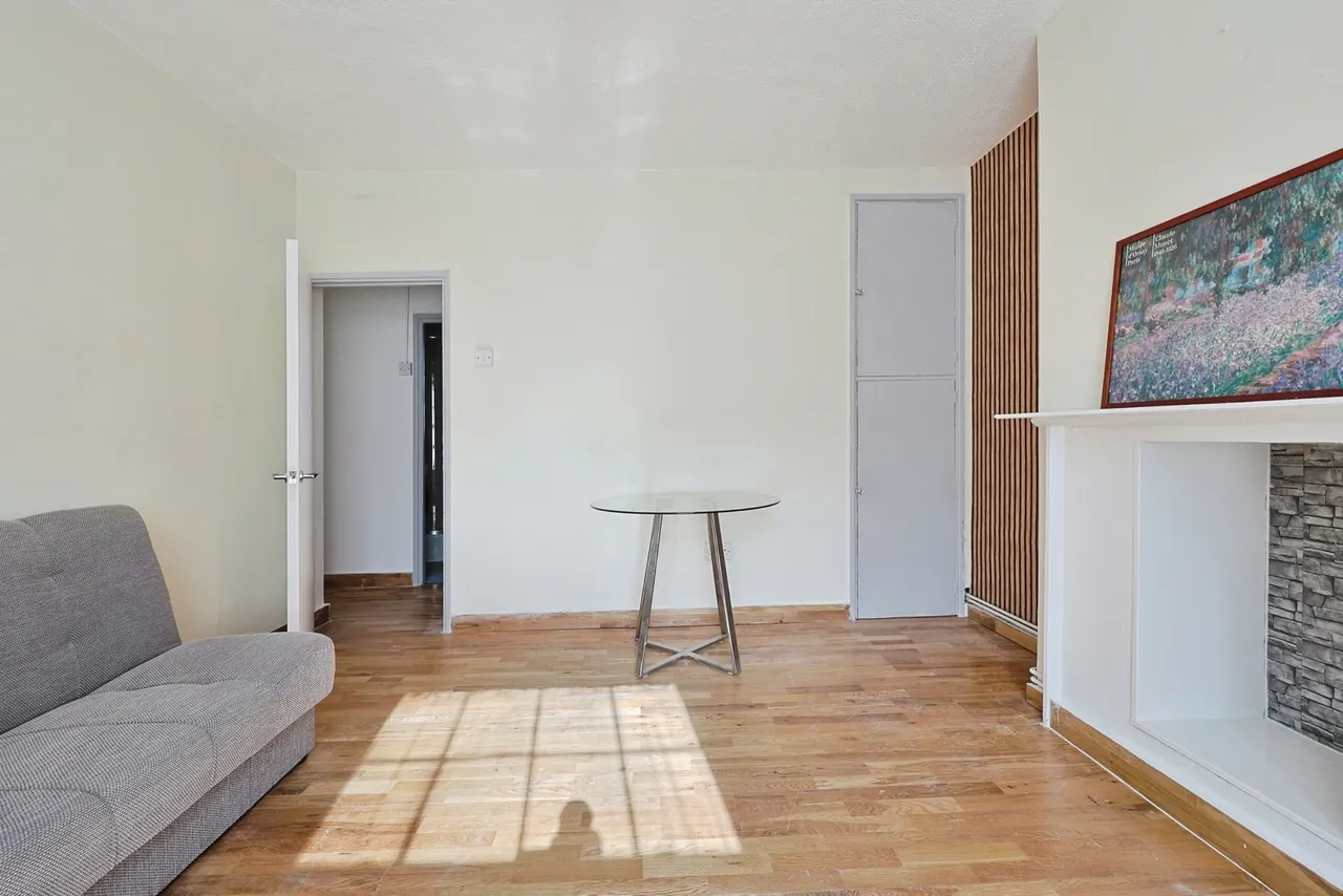 Dartington House, Union Grove, London, SW8, photo 13