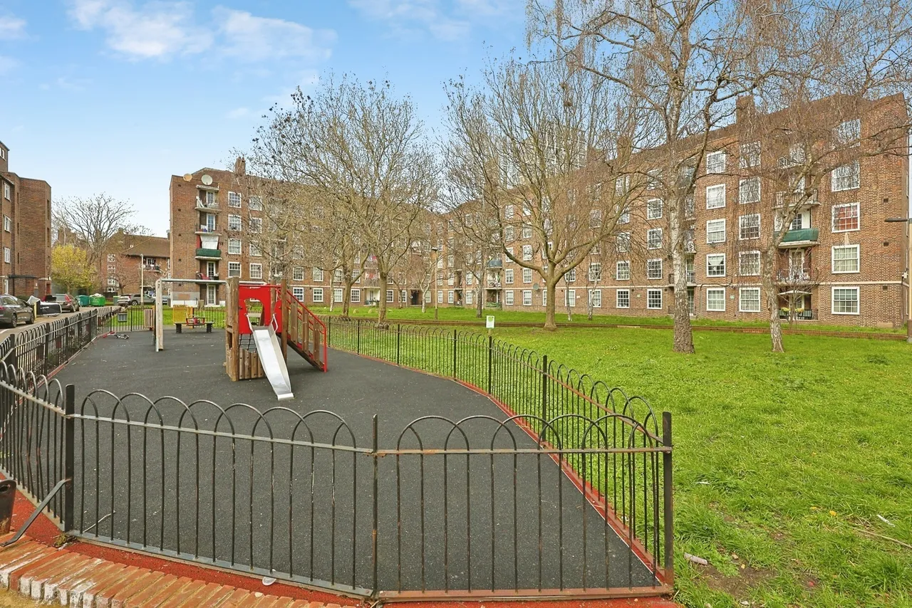 Dartington House, Union Grove, London, SW8, photo 14