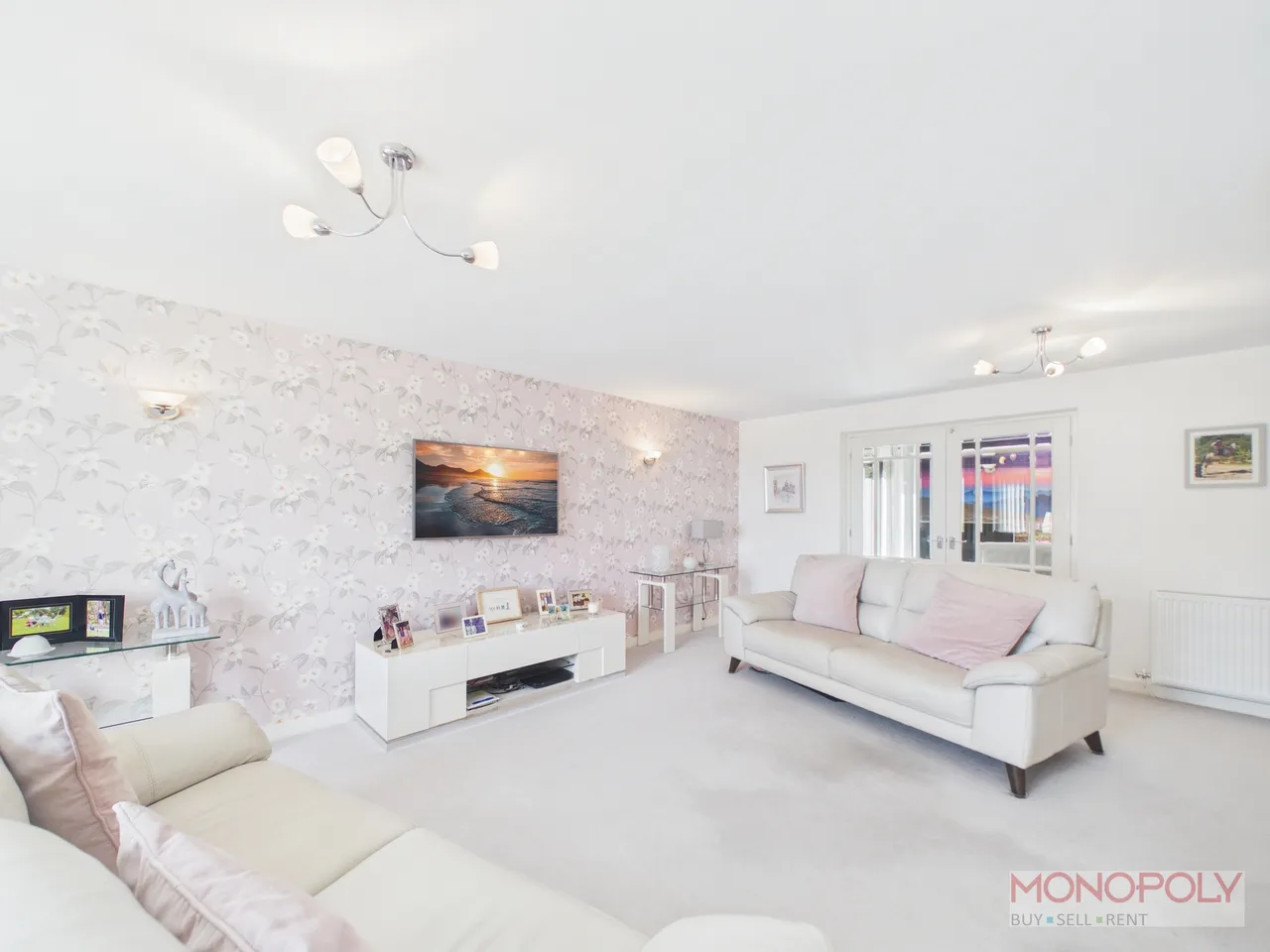 Maelor Close, Pentre Broughton, LL11, photo 3