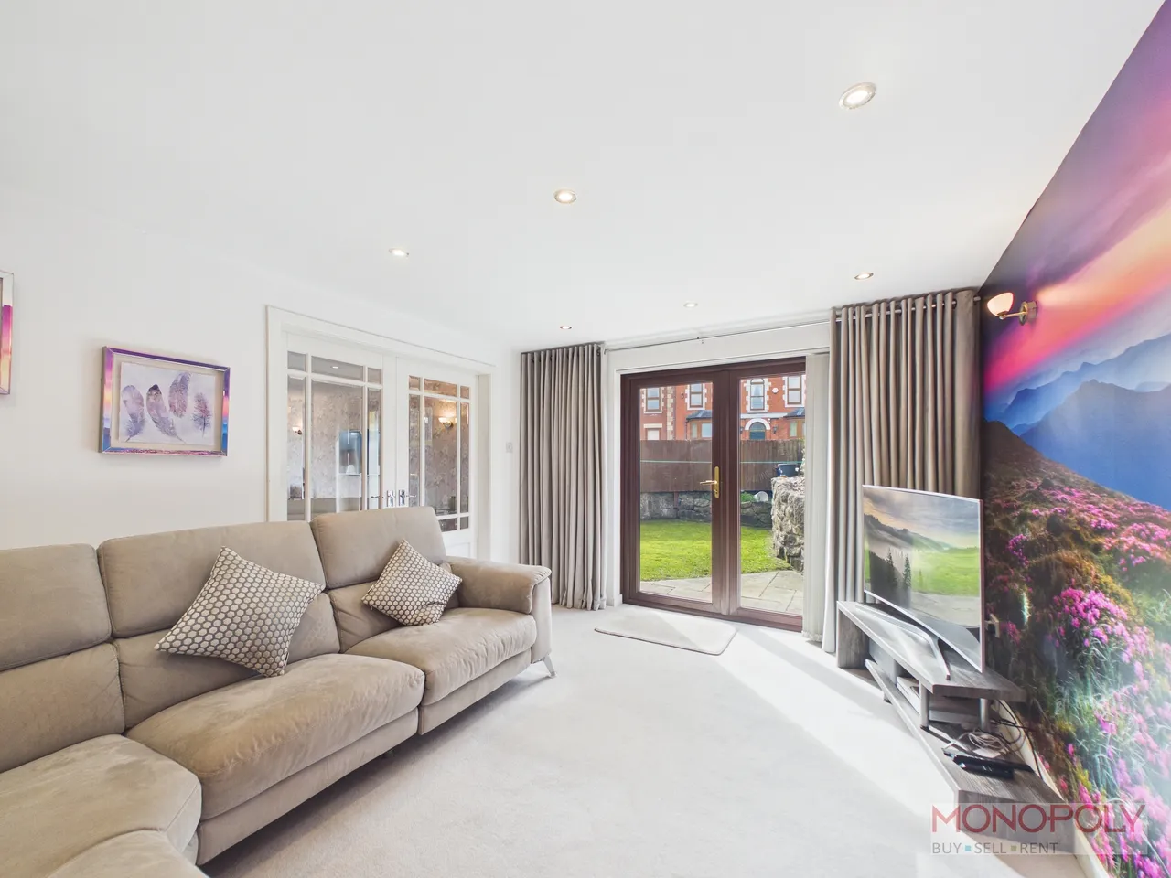 Maelor Close, Pentre Broughton, LL11, photo 8