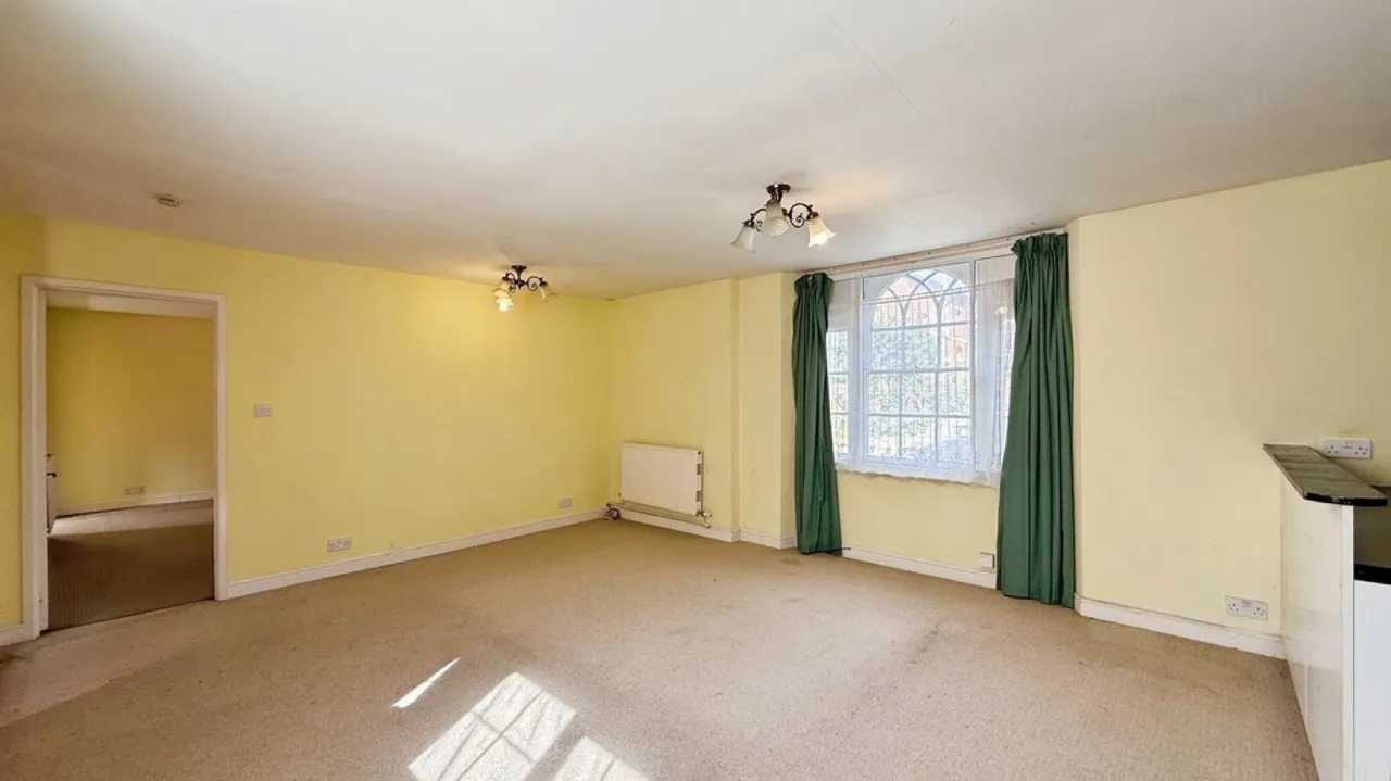 Alfred Street, Westbury, photo 3