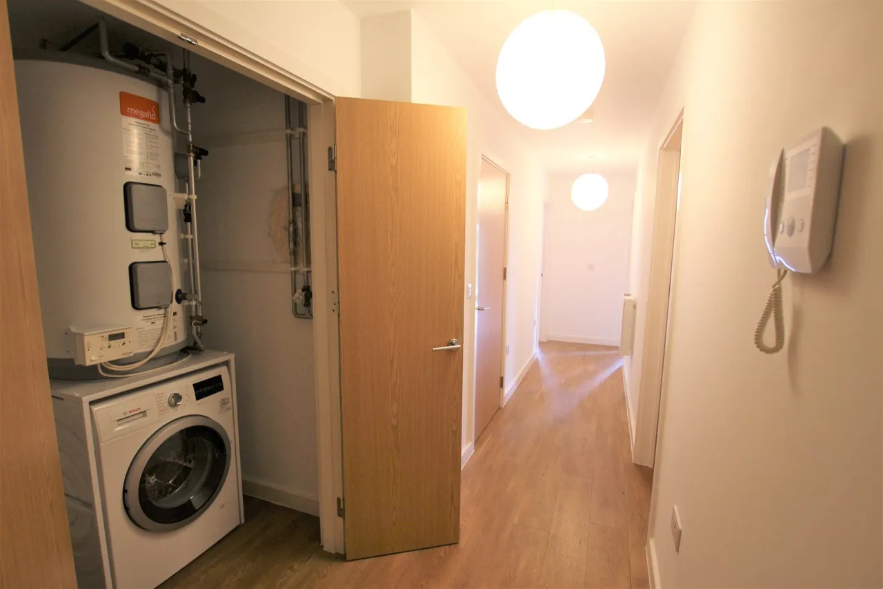 Pascal Mews, Milton Keynes, MK10, photo 9