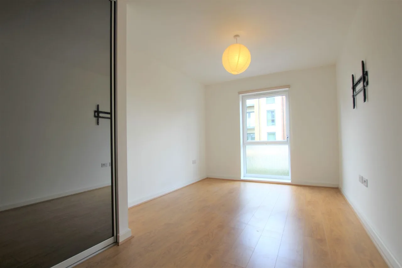 Pascal Mews, Milton Keynes, MK10, photo 7