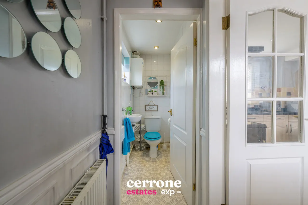 Broad Street, Bromsgrove, B61, photo 9
