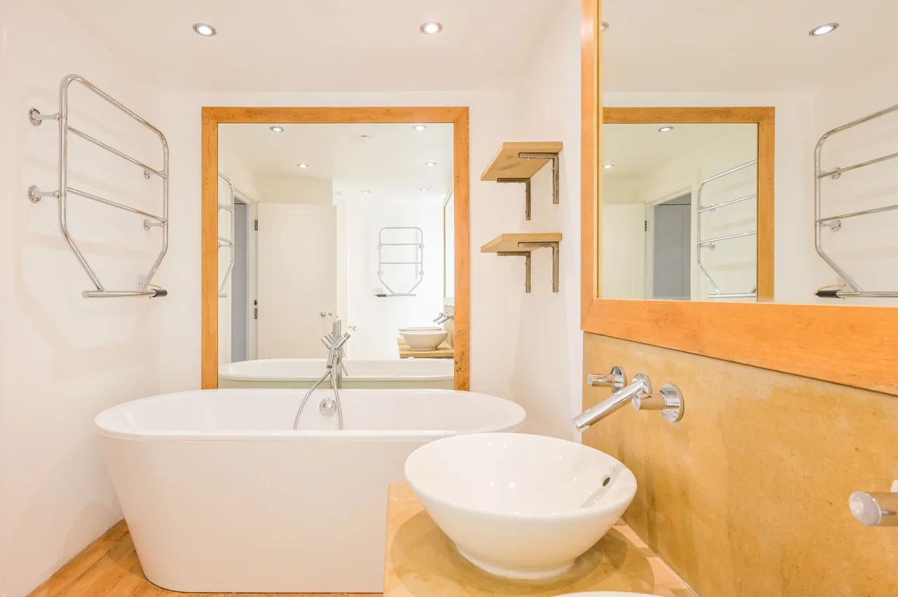 20 Great Jubilee Wharf, 78 Wapping Wall, London, photo 11