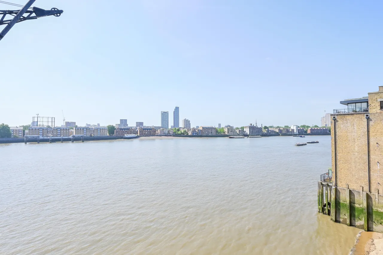 20 Great Jubilee Wharf, 78 Wapping Wall, London, photo 7