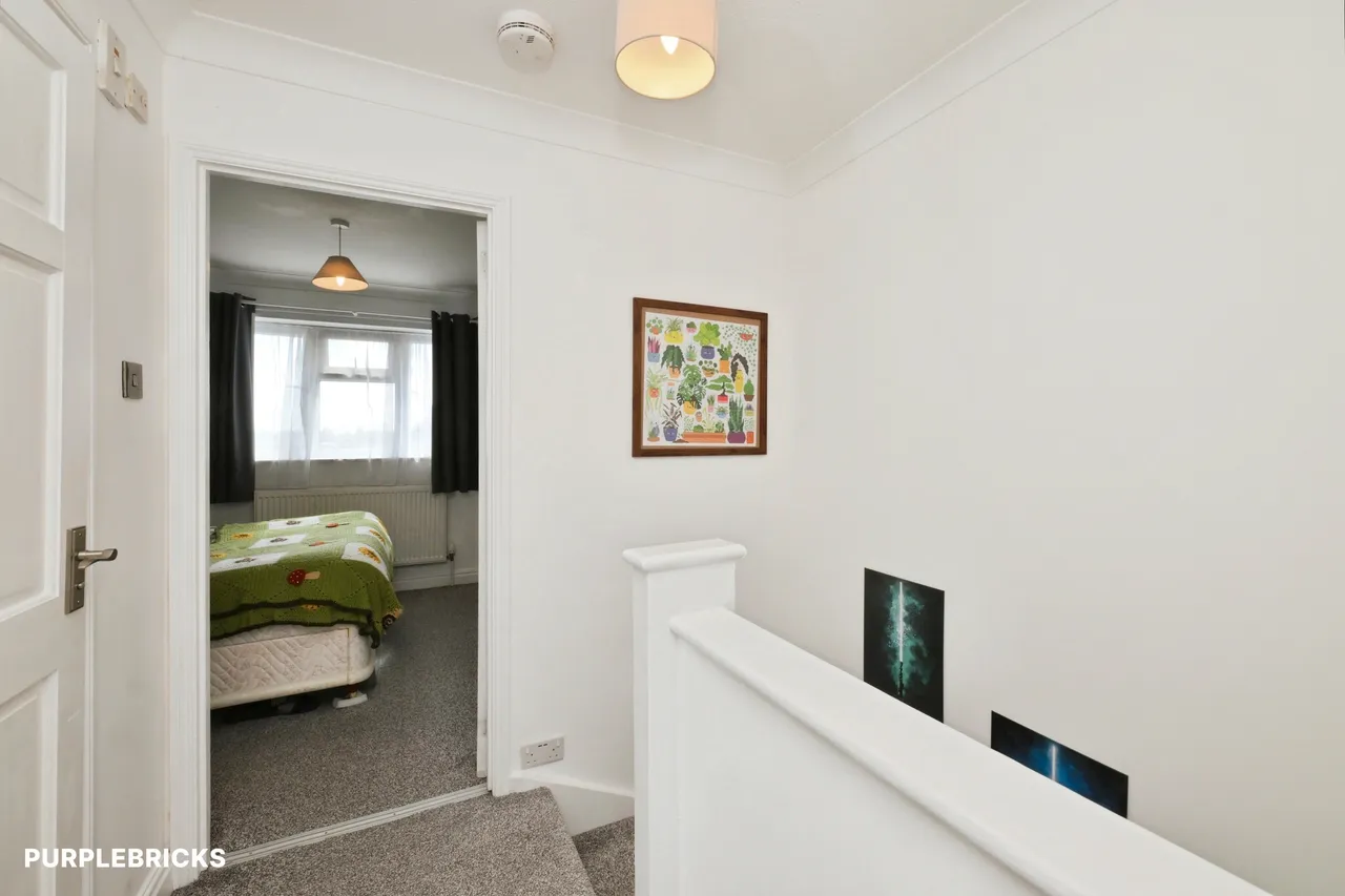 Jeals Lane, Sandown, PO36, photo 12