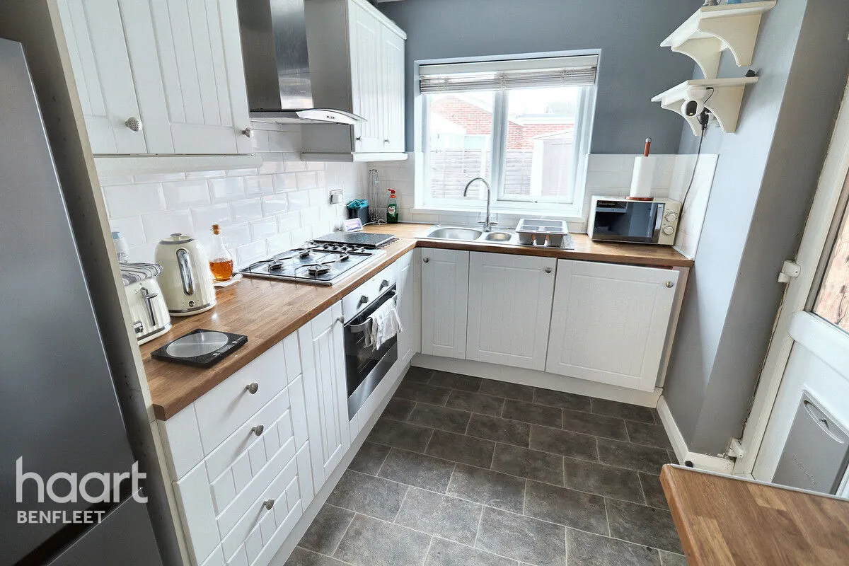 Temptin Avenue, Canvey Island, SS8, photo 4