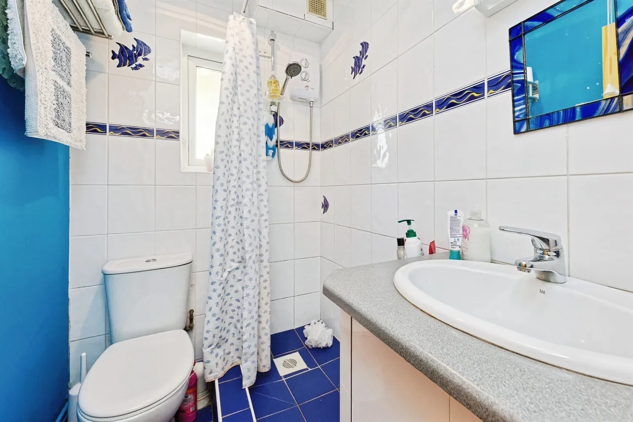 Tyler Hill Road, Tyler Hill, Canterbury, photo 12