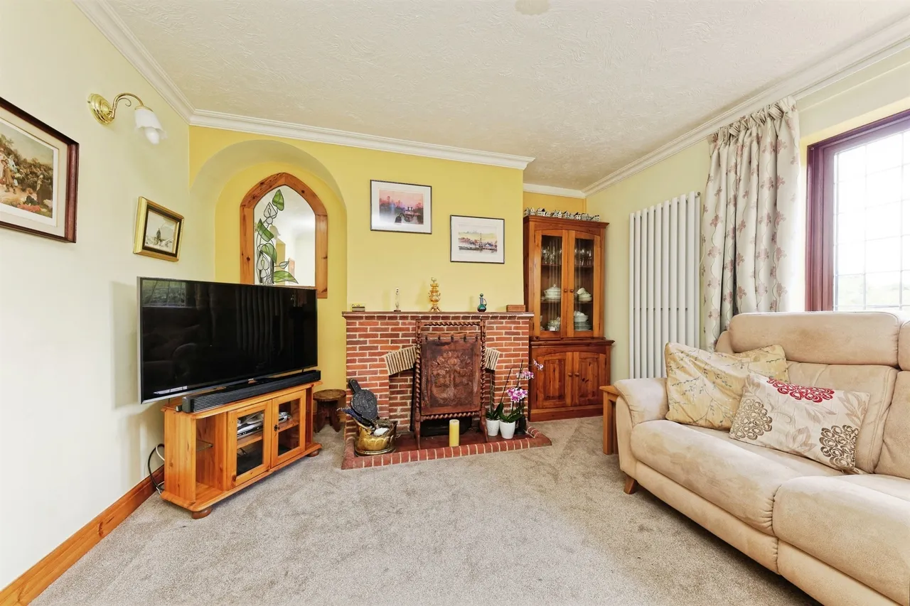 Tyler Hill Road, Tyler Hill, Canterbury, photo 7
