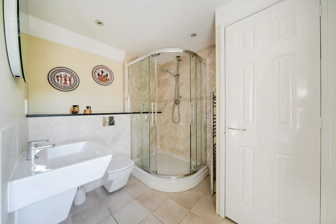 Long Lane, Newbury, RG14, photo 12