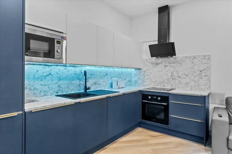 3 bed flat to rent, Seaton Avenue, Plymouth, PL4