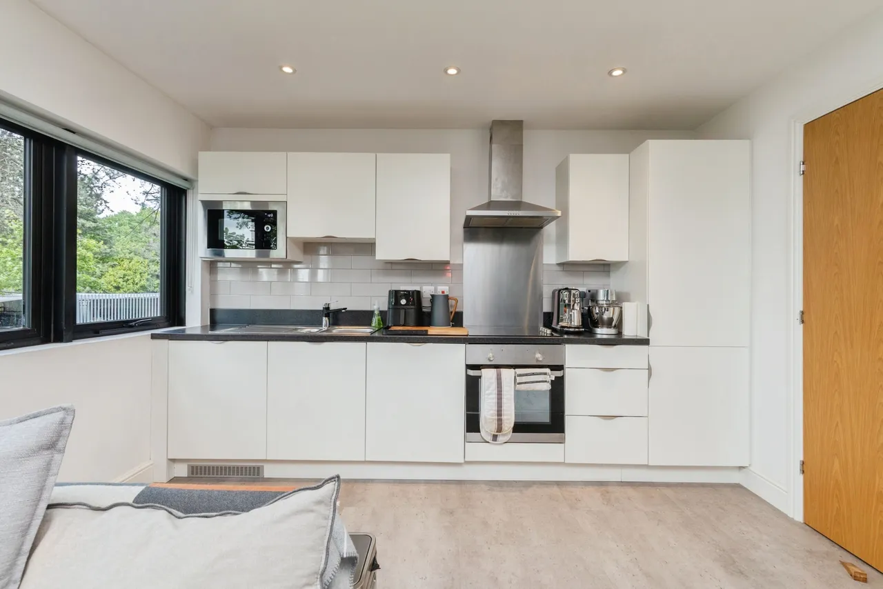 Whitchurch Lane, Bristol, BS14, photo 4
