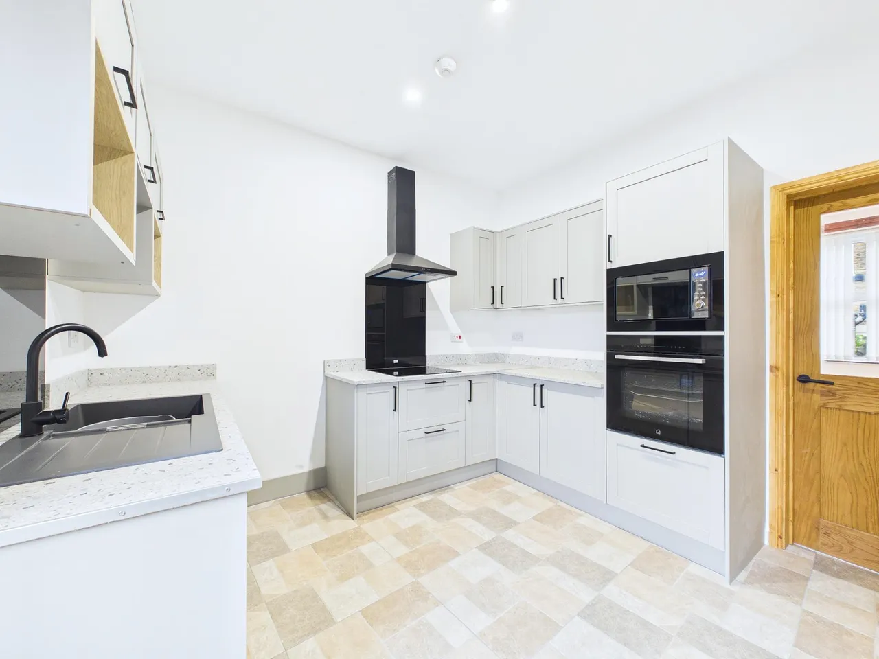 Back School Lane, Upholland, WN8, photo 7