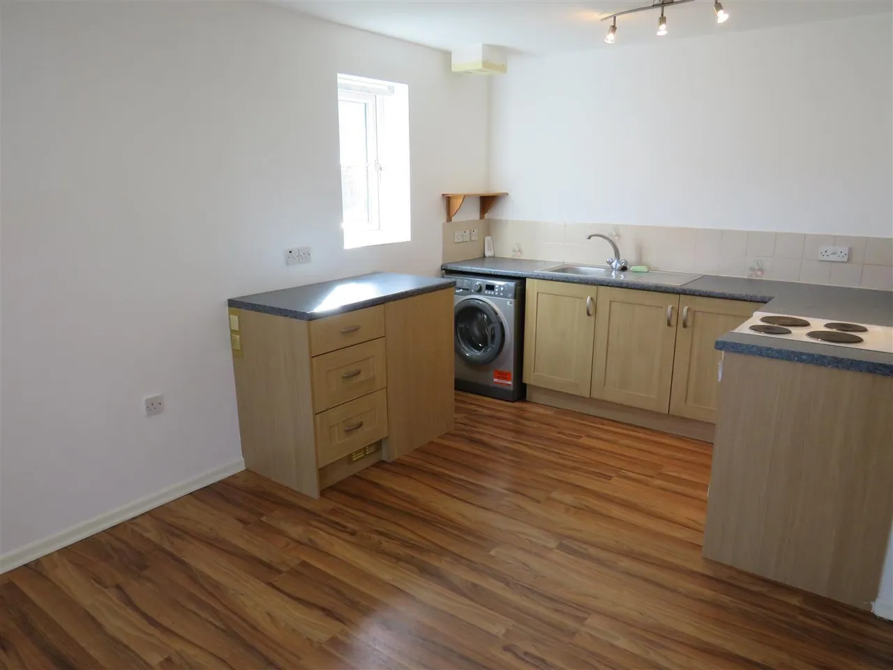 Cheltenham Gardens, Hedge End, SOUTHAMPTON, photo 2
