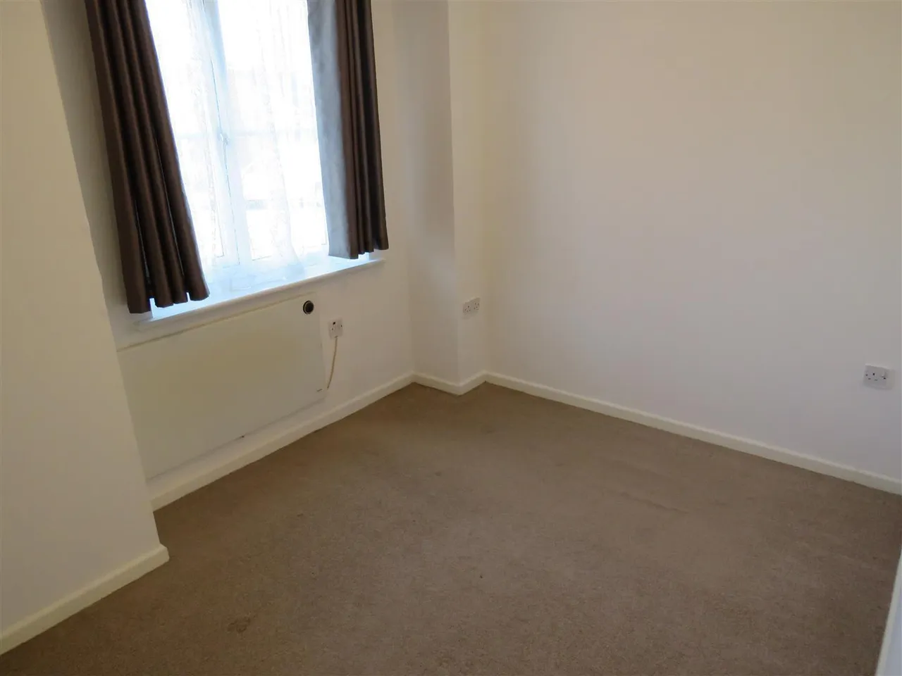 Cheltenham Gardens, Hedge End, SOUTHAMPTON, photo 4