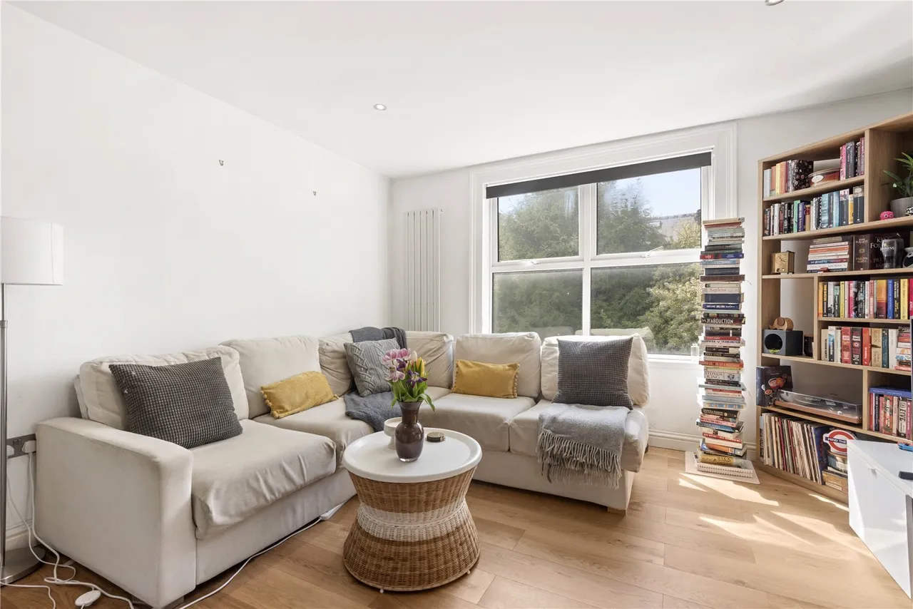 Cavendish Road, London, SW12, photo 2