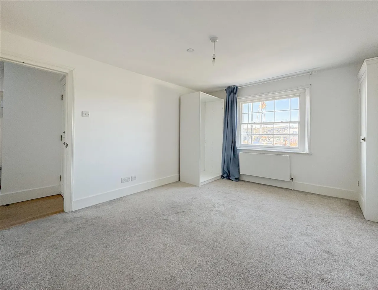 Wellington Square, Hastings, East Sussex, TN34 1PN, photo 9