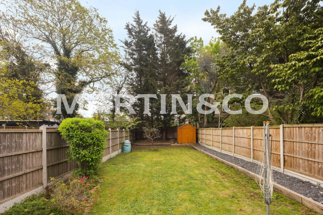 Woodlands Avenue, Wanstead, photo 10