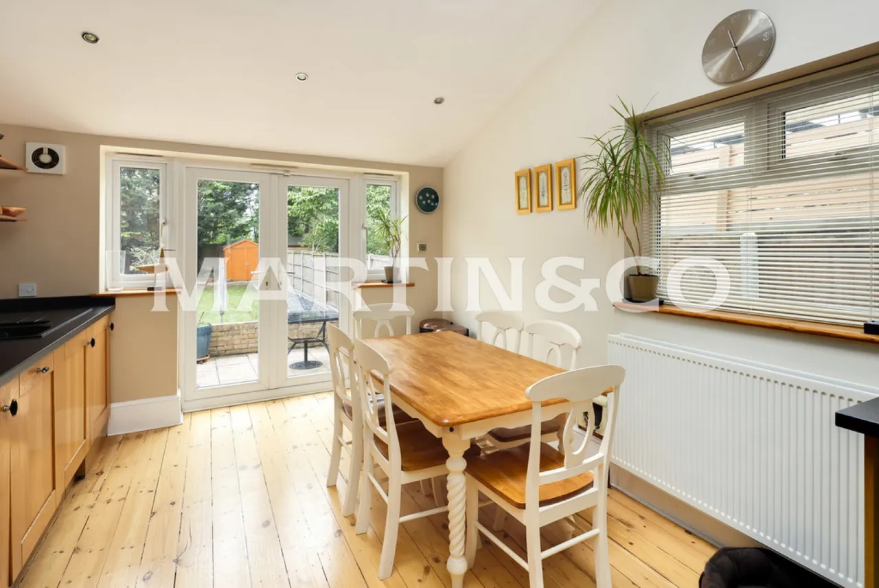 Woodlands Avenue, Wanstead, photo 9