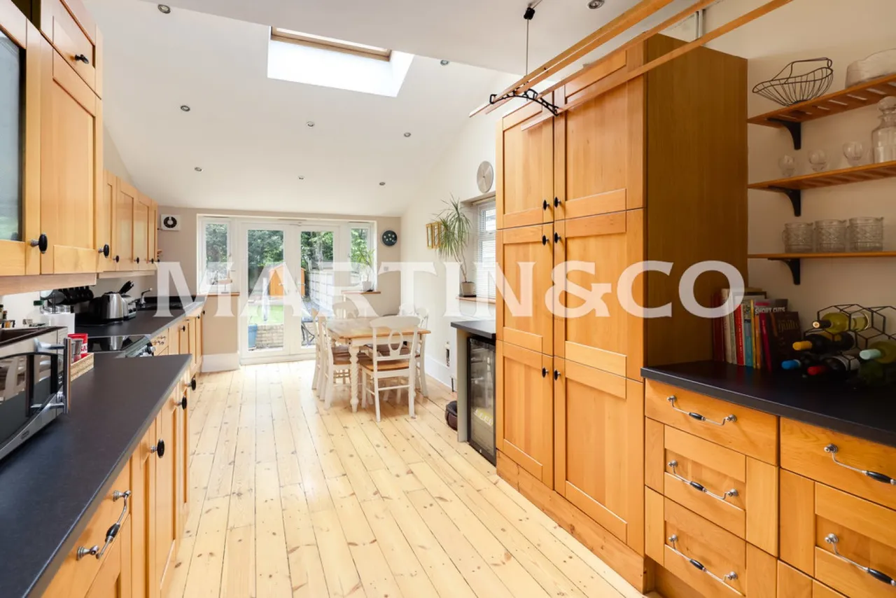 Woodlands Avenue, Wanstead, photo 6